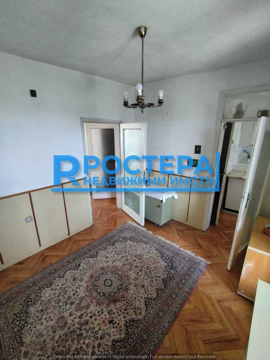 Продава се Четиристаен апартамент в Търговище, Център - 98 кв.м за 989 €/кв.м - Снимка #6