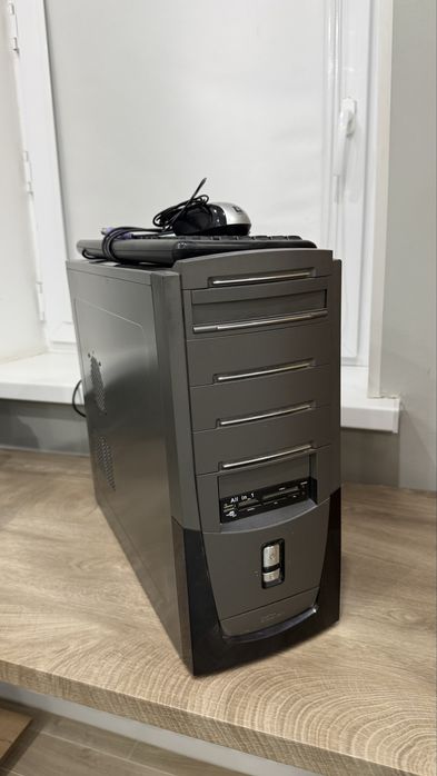 Компьютер Intel Pentium E5200, 2 ГБ RAM