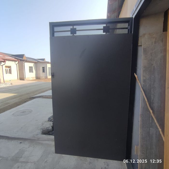 Тоза темир дарвоза сотилади