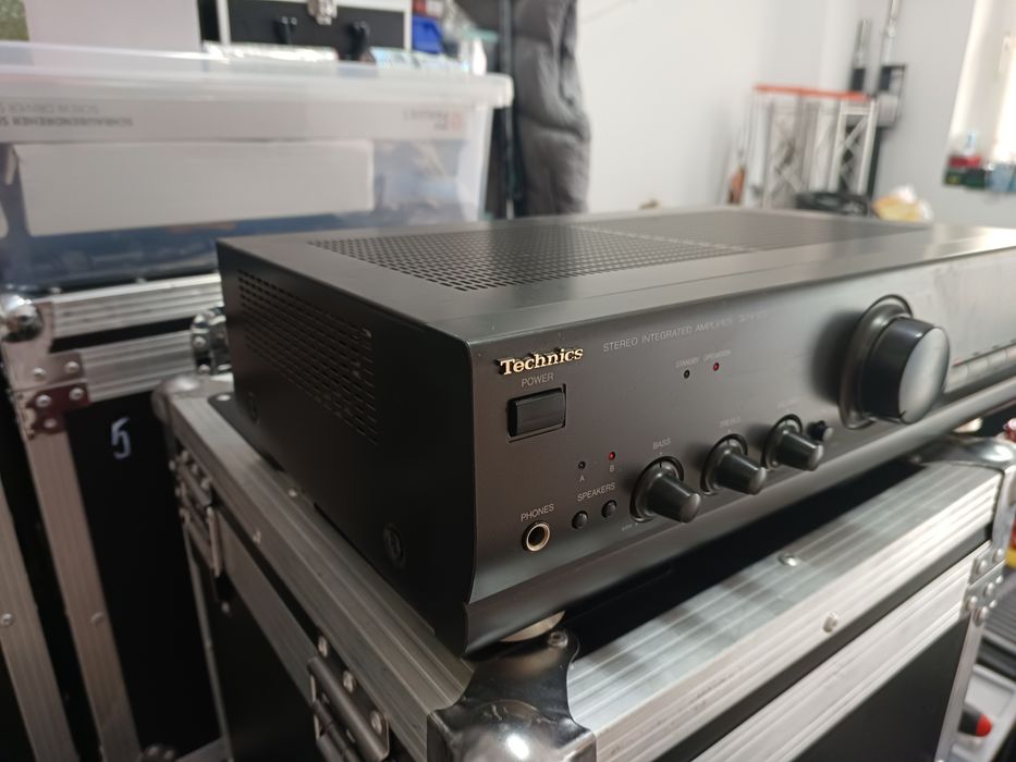 Amplificator Technics SU-V300  perfect functional