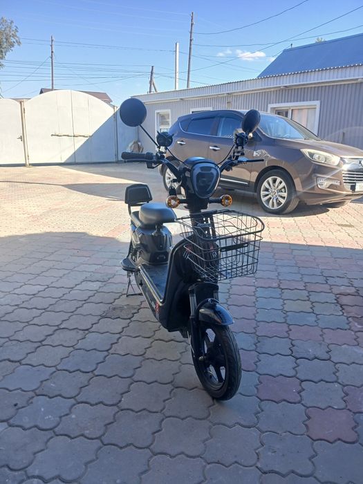 Скутер sk8 электр.