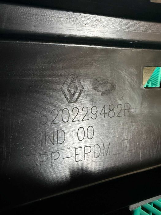 Bara fata Renault Latitude noua originala Renault