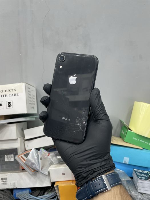 Iphone XR sotuvda