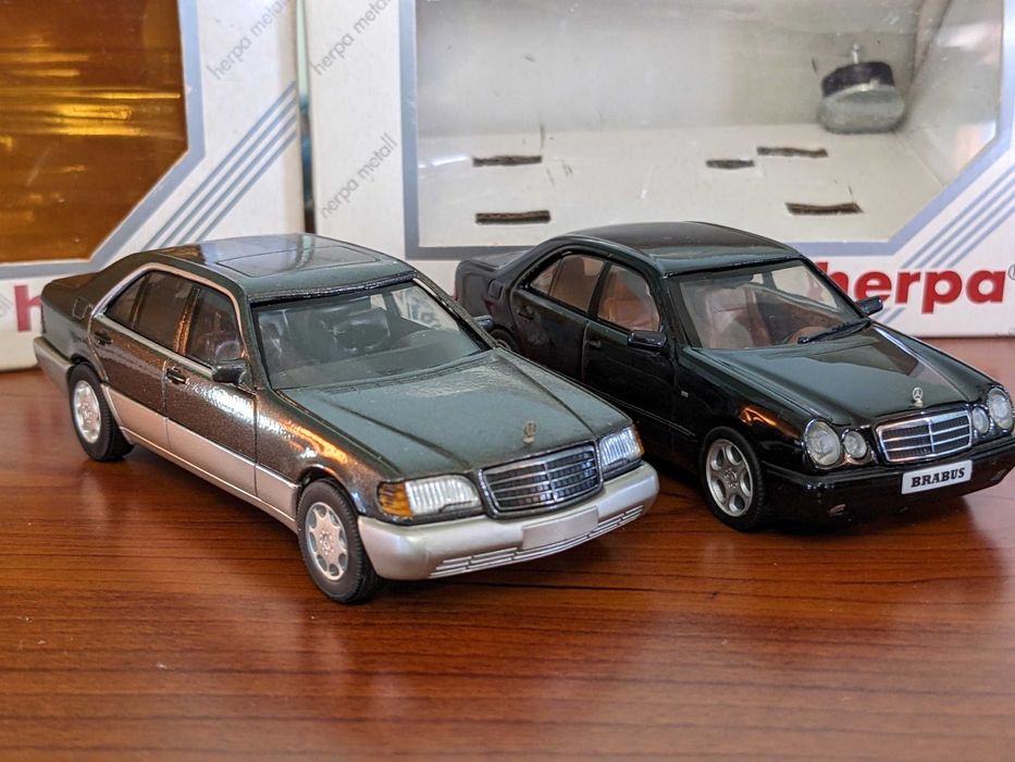 Модели Мерседес в масштабе 1:43 (одним лотом)