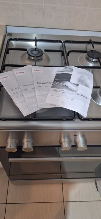 Вытяжка Bosch DWK065G60T