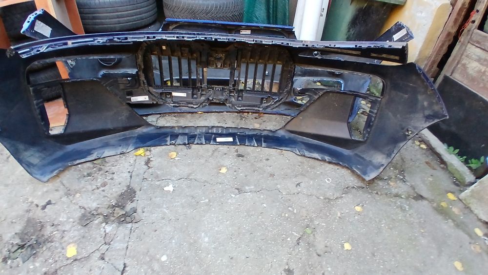 Bara fata BMW seria 7