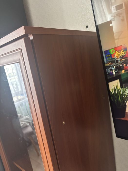 Продам шкаф самовывоз