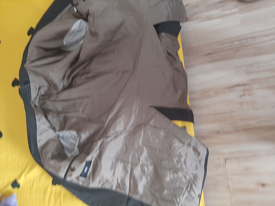 Sacou HUGO BOSS marimea XXL