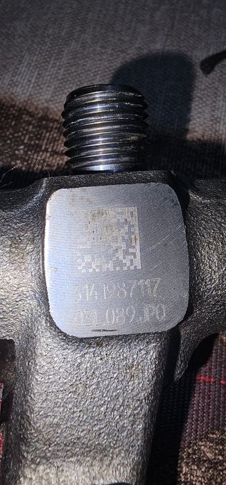 Rampă injectoare Audi A4 b8