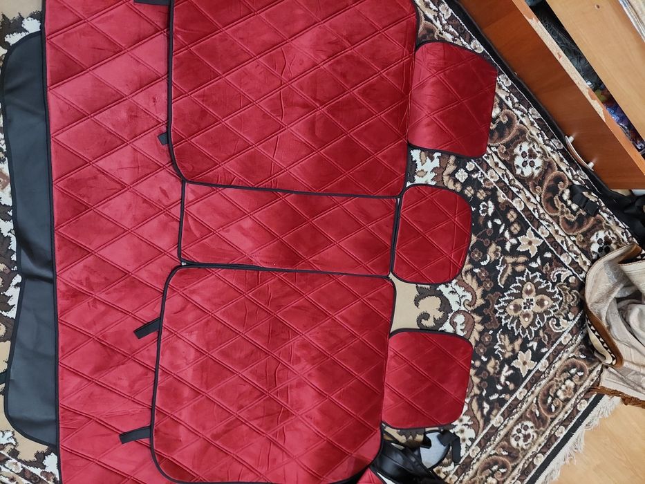 Продам чехлы на автомобиль