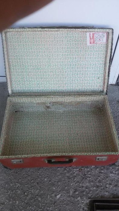 Старинен куфар