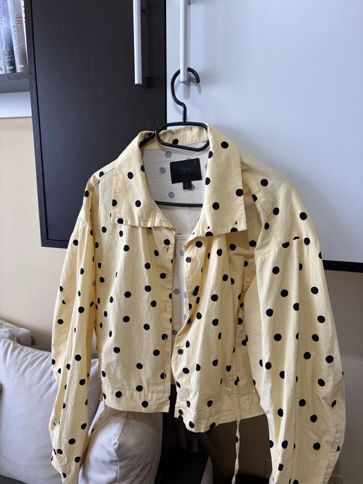 Яке на точки на марката Zara