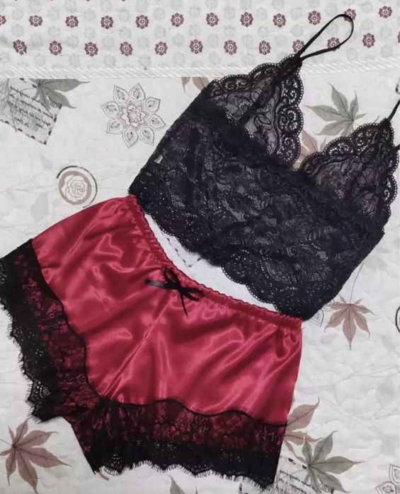 Сатенени пижами-S,M,L-бельо