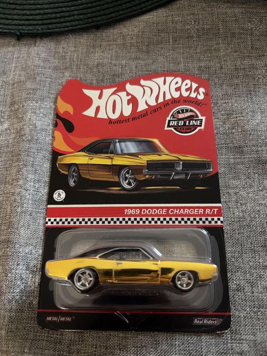 Hot wheels RLC 1969 Dodge Charger R/T