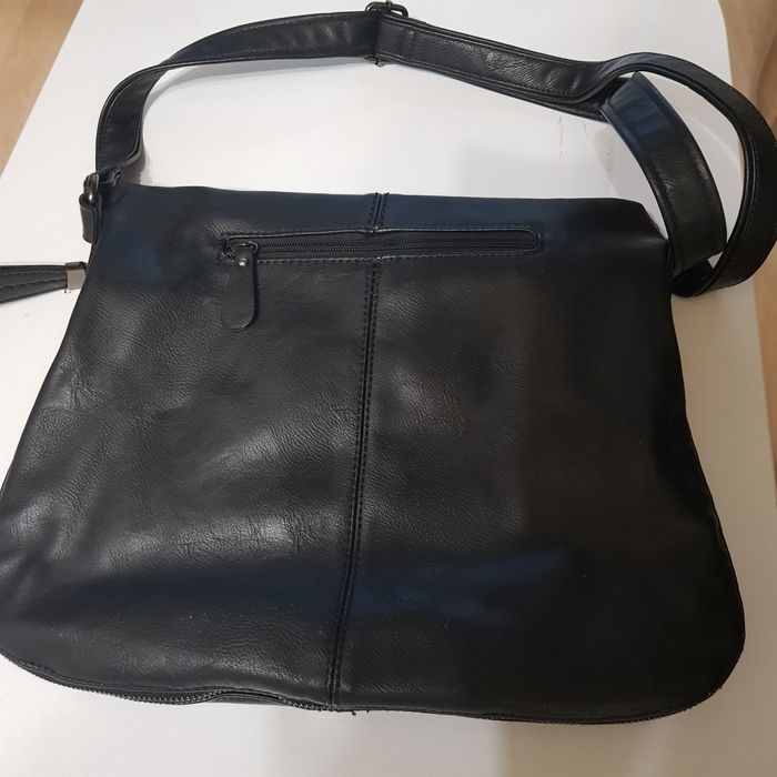 Дамска кожена чанта