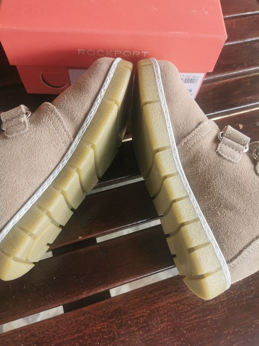 Vand pantofi copii cu clape scai adidas noi  C9 27 din piele culoarea