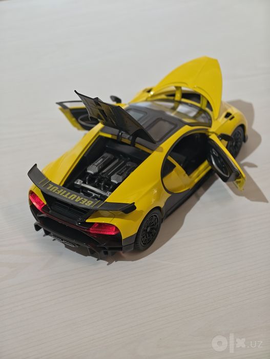 Bugatti Chiron Pur Sport 1:24 новая