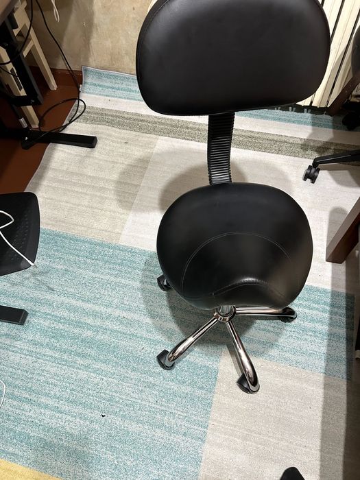 кресло-седло со спинкой