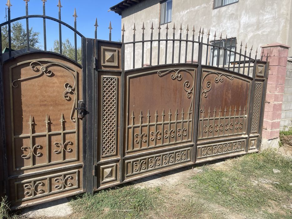 Ворота продам звоните по номеру?