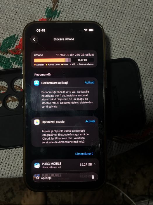 Vând iPhone 14 Pro Max 256 GB, culoare Silver.