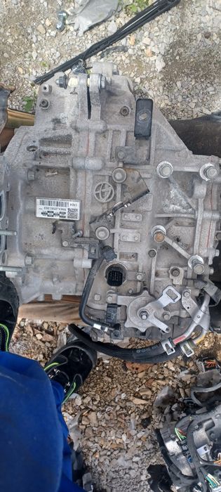 Kia Rio Stonic 1.4 бензин автоматична 6 степена кутия