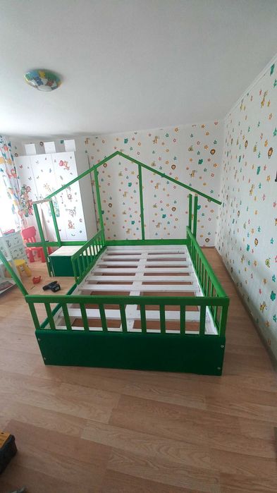 Mobilier camera copil