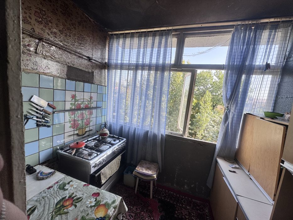 Продается 4х комнатная квартира