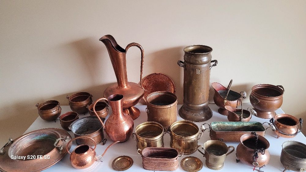 Декоративни винтидж медни съдове ,кани
