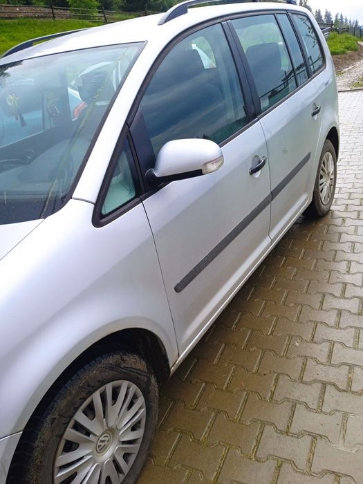 VOLKSWAGEN Touran 2005 — imagine 3