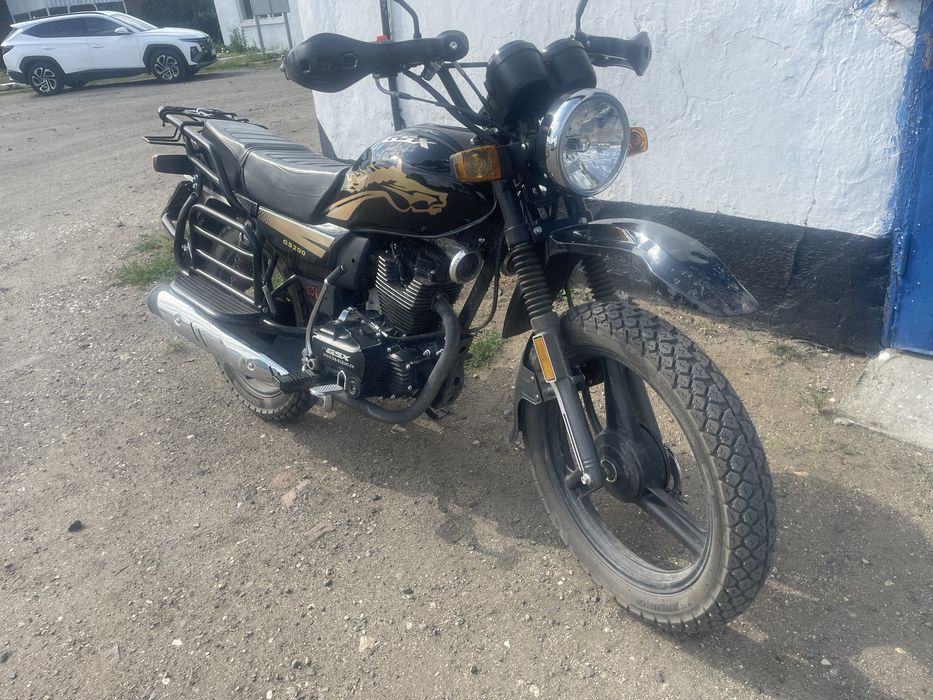 Продам мотоцикл GSX 200cc