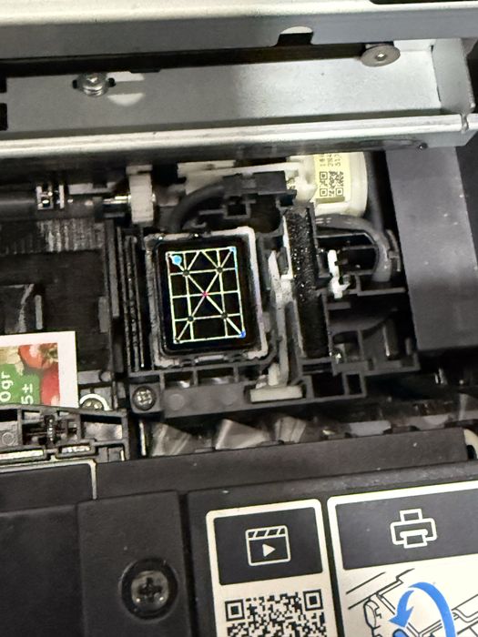 Epson L 8050 printer xolati yangi