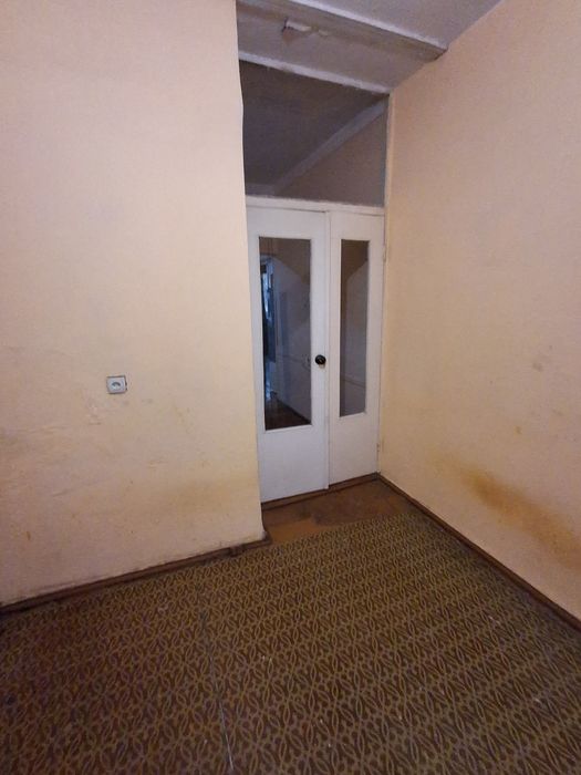 Здаецая 2 комнатная квартира массив куйлук 5