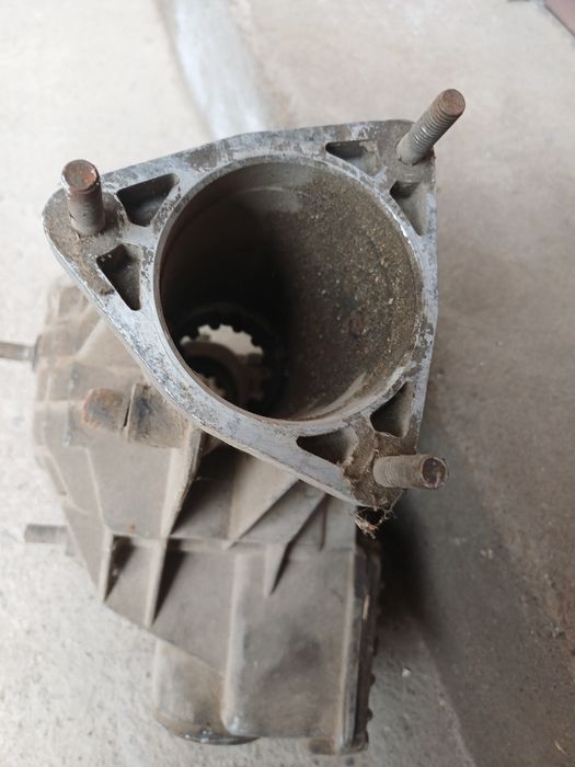 Редуктор на ниву