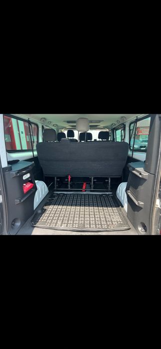 Rent a car inchirieri auto Craiova  microbuze 8+1 de inchiriat