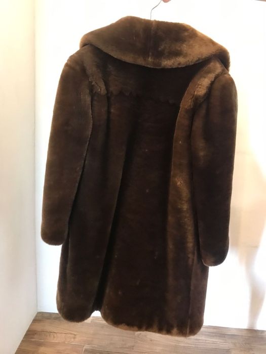 Haina de blana naturala de urs