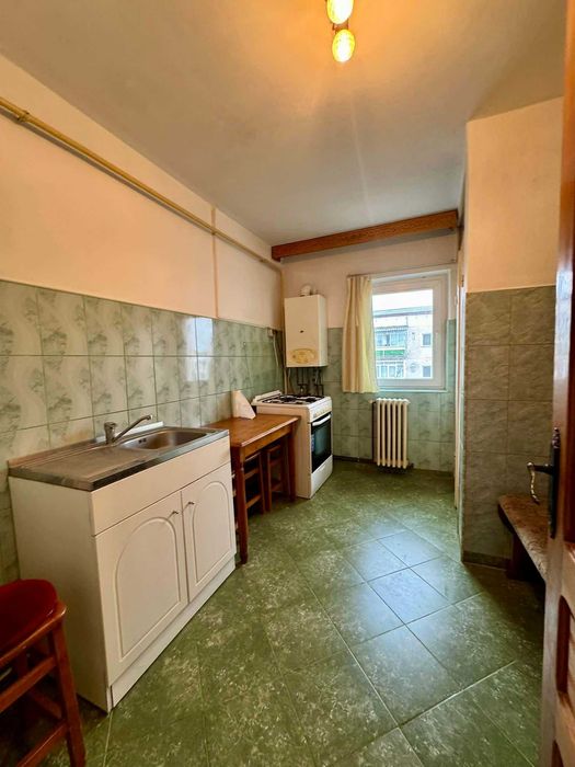 Apartament 2 camere de vânzare / Aleea Revoluției - Roman