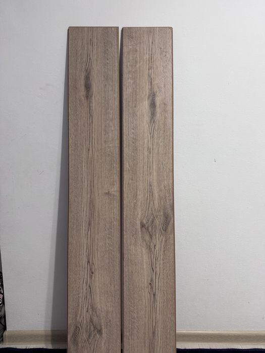 Ламинат есть 2 пачка