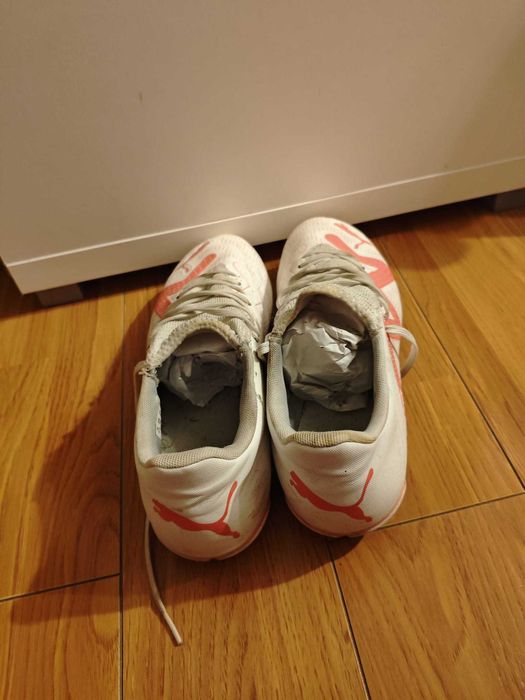 Adidasi de fotbal Puma