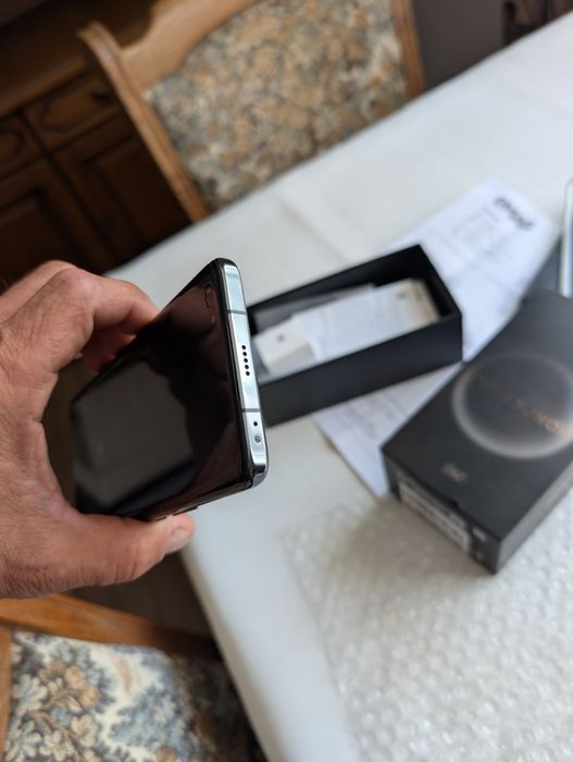 Honor magic  pro folosit 1 lună