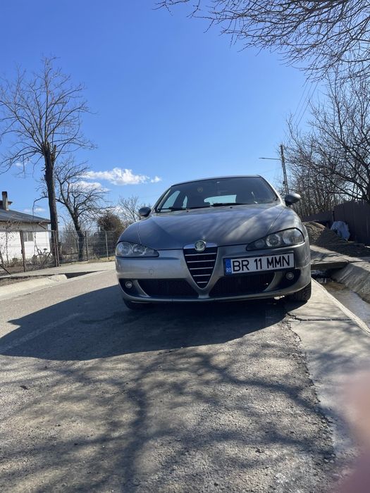 Vând alfa Romeo 147