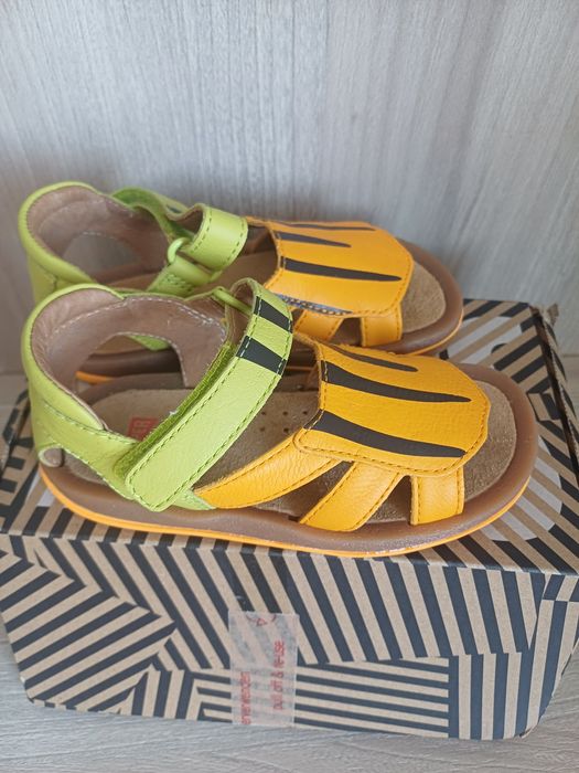 Нови сандали Camper 25