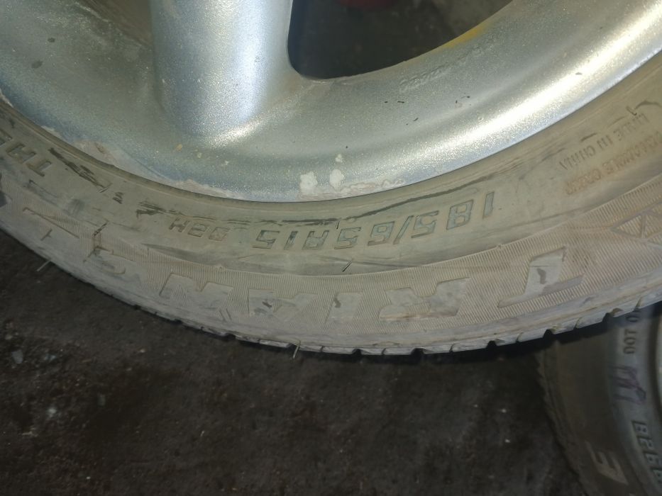 Продам колеса летние r15  4*100.