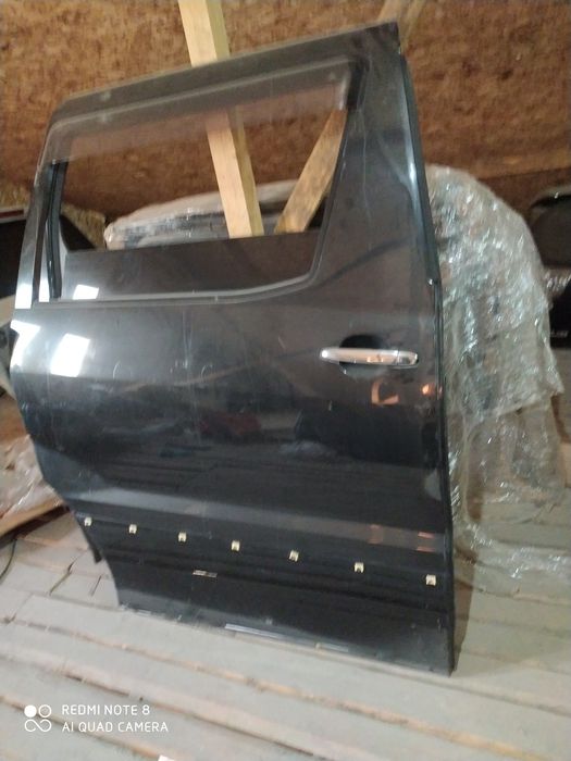 Двери от Toyota Estima