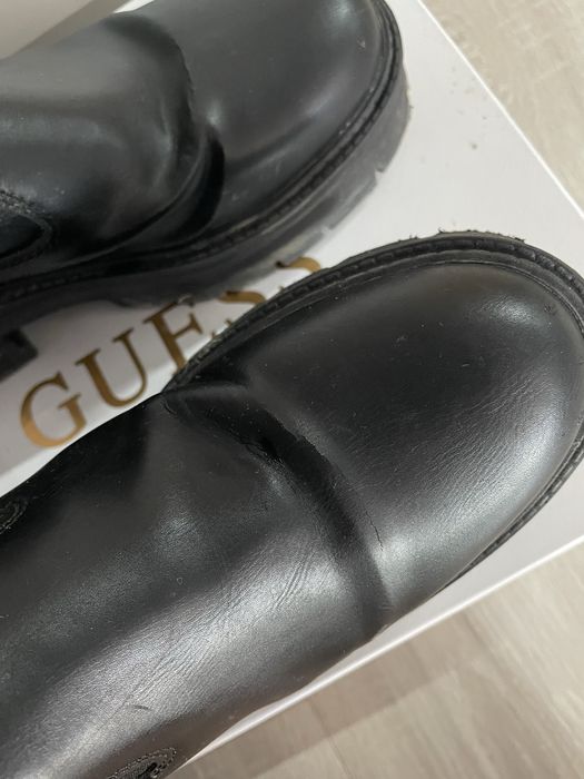 Дамски боти на Guess
