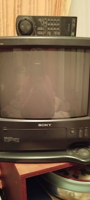 Видео двойка Soni