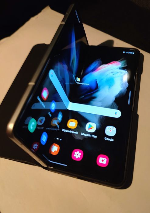 Samsung Galaxy Z Fold 3