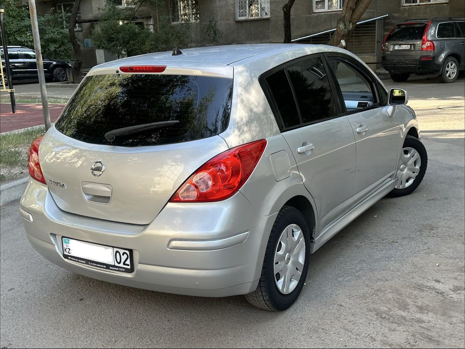 Nissan Tiida в хорошем состоянии