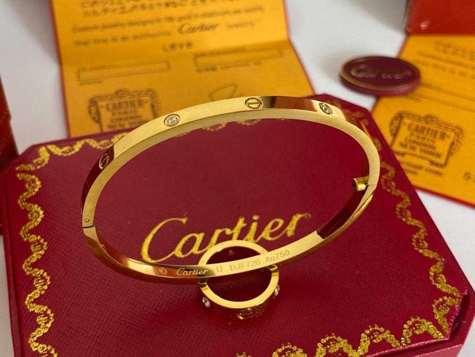 Cartier LOVE Small Bracelet 17 Gold 750 Diamonds