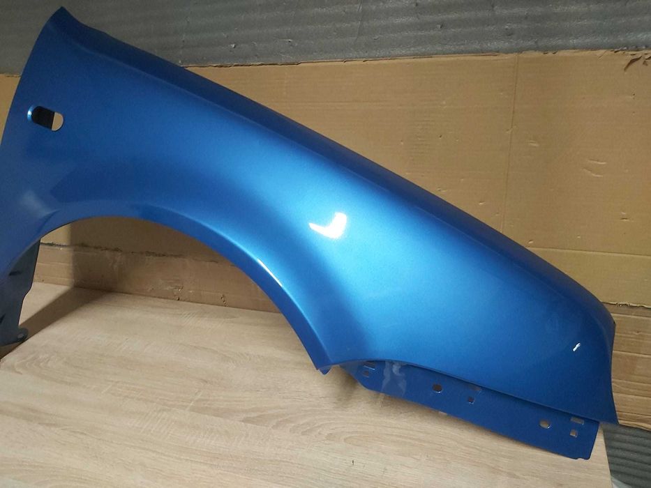 Aripa Fata Dreapta VW Golf 4/IV 1998-2004 (LW5Y (Albastru))