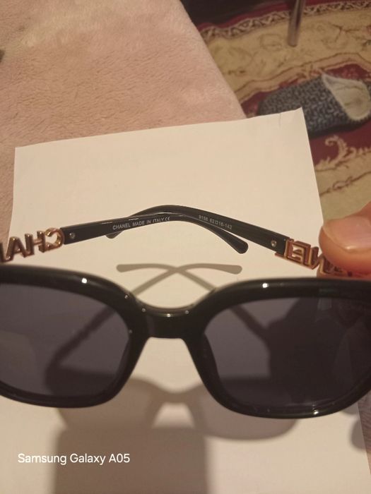 Ochelari Chanel  dau si la schib cu telefon